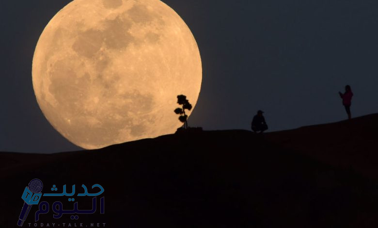 القمر العملاق سيشاهد غداً في العالم العربي طوال الليل للمرة الثانية خلال 2023